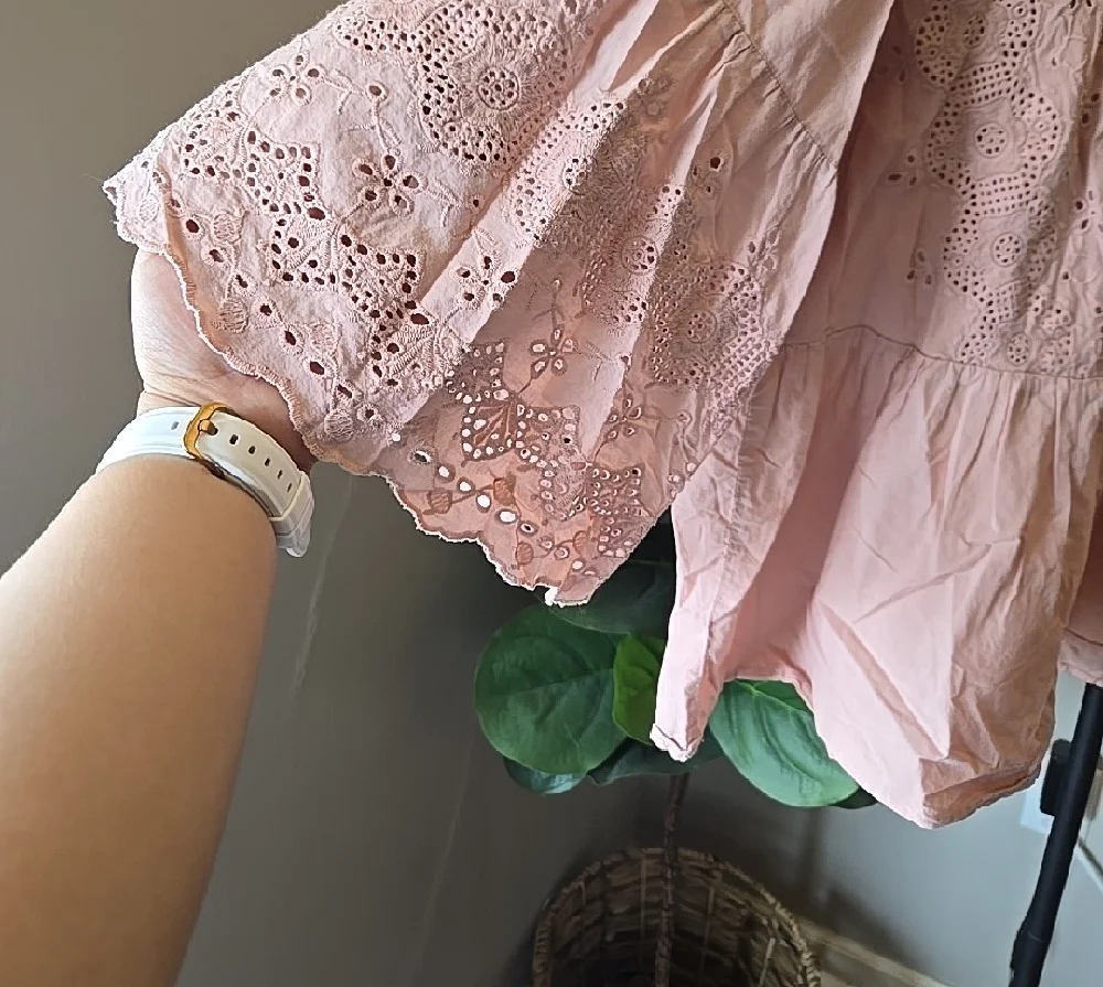 Pink Eyelet Lace Women's Top - Picture 3 of 6